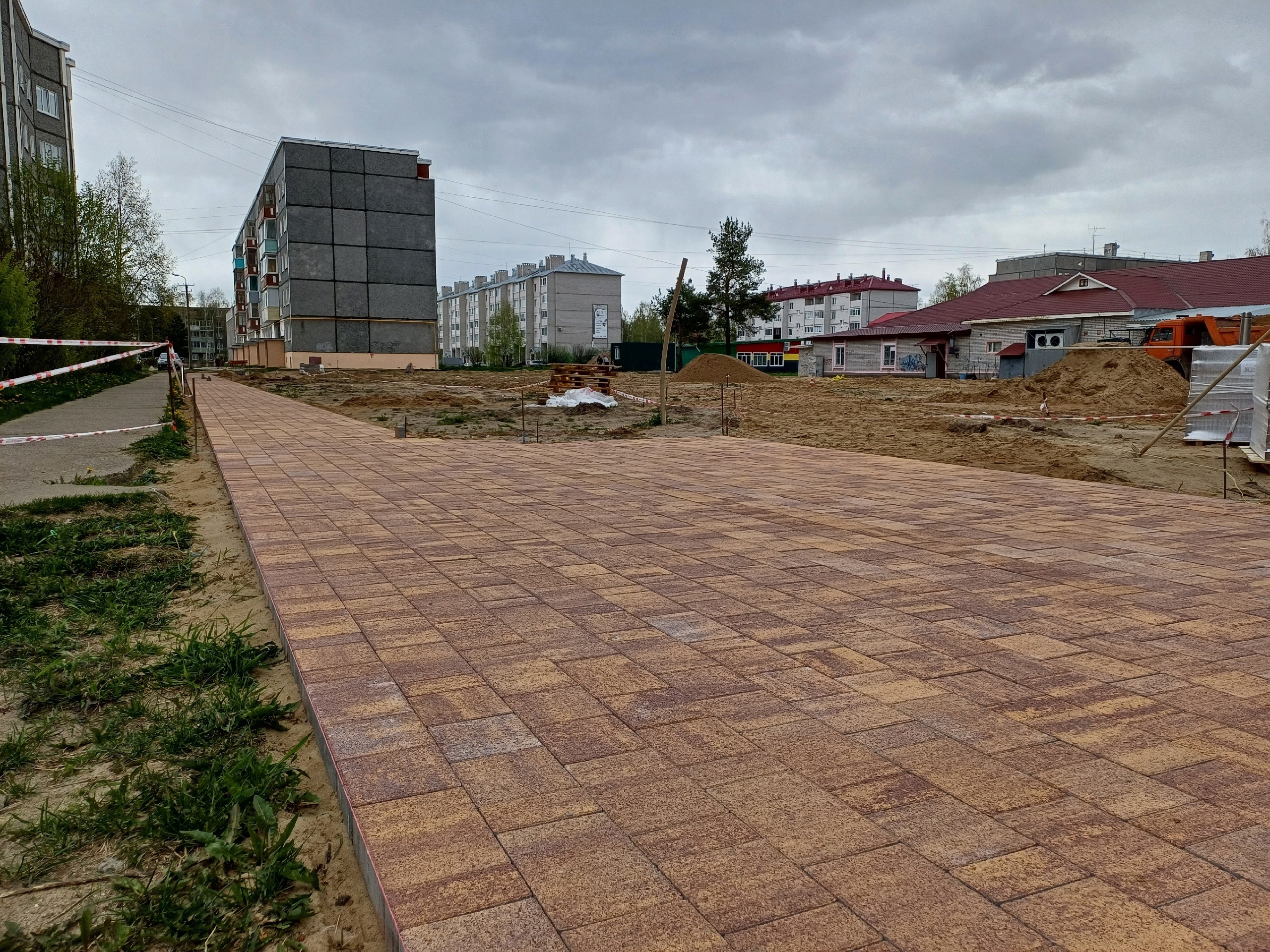В рамках ФКГС преображается территория за ТЦ &quot;Пальмира&quot;.